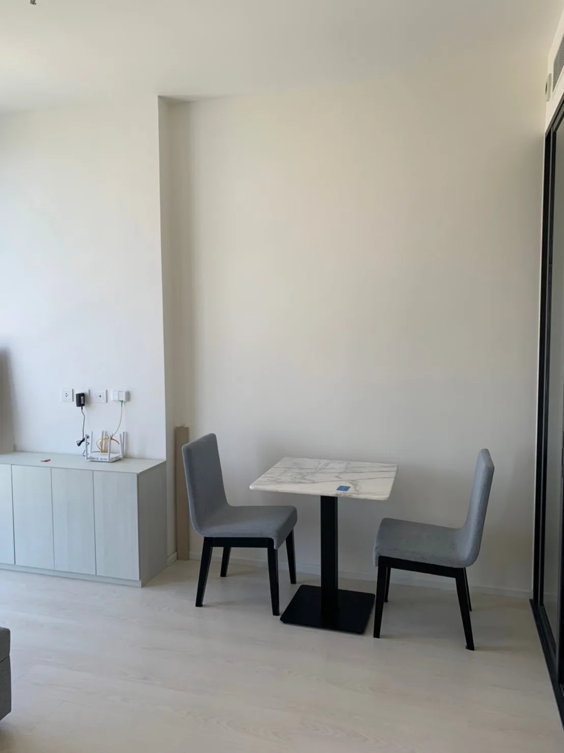 Property photos for Mazarine Ratchayothin