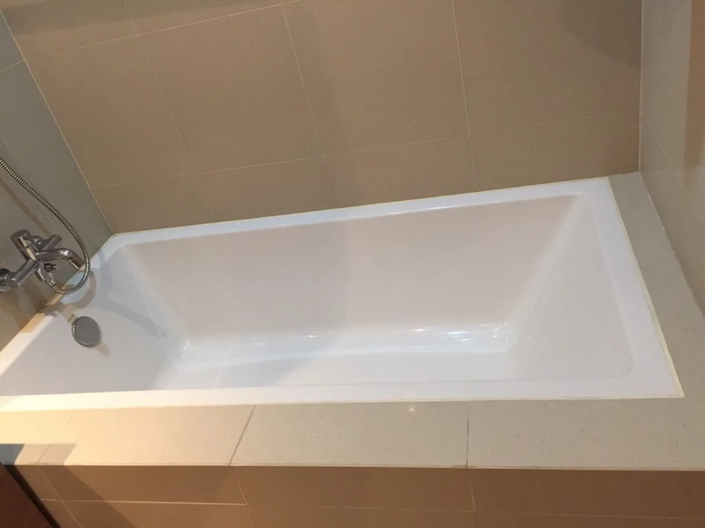 Property photos for Noble Reveal