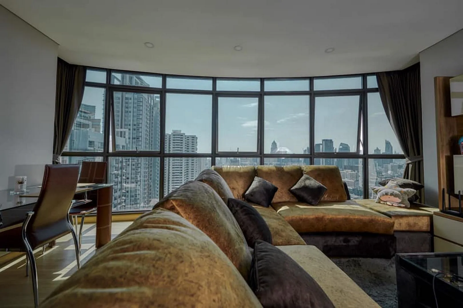 Property photos for Lumpini Suite Phetchaburi - Makkasan