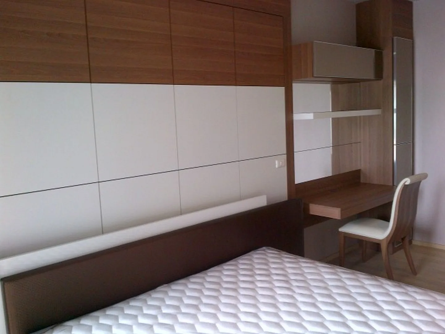 Property photos for Noble Refine