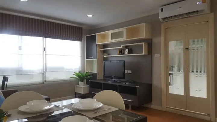 Property photos for Lumpini Suite Sukhumvit 41
