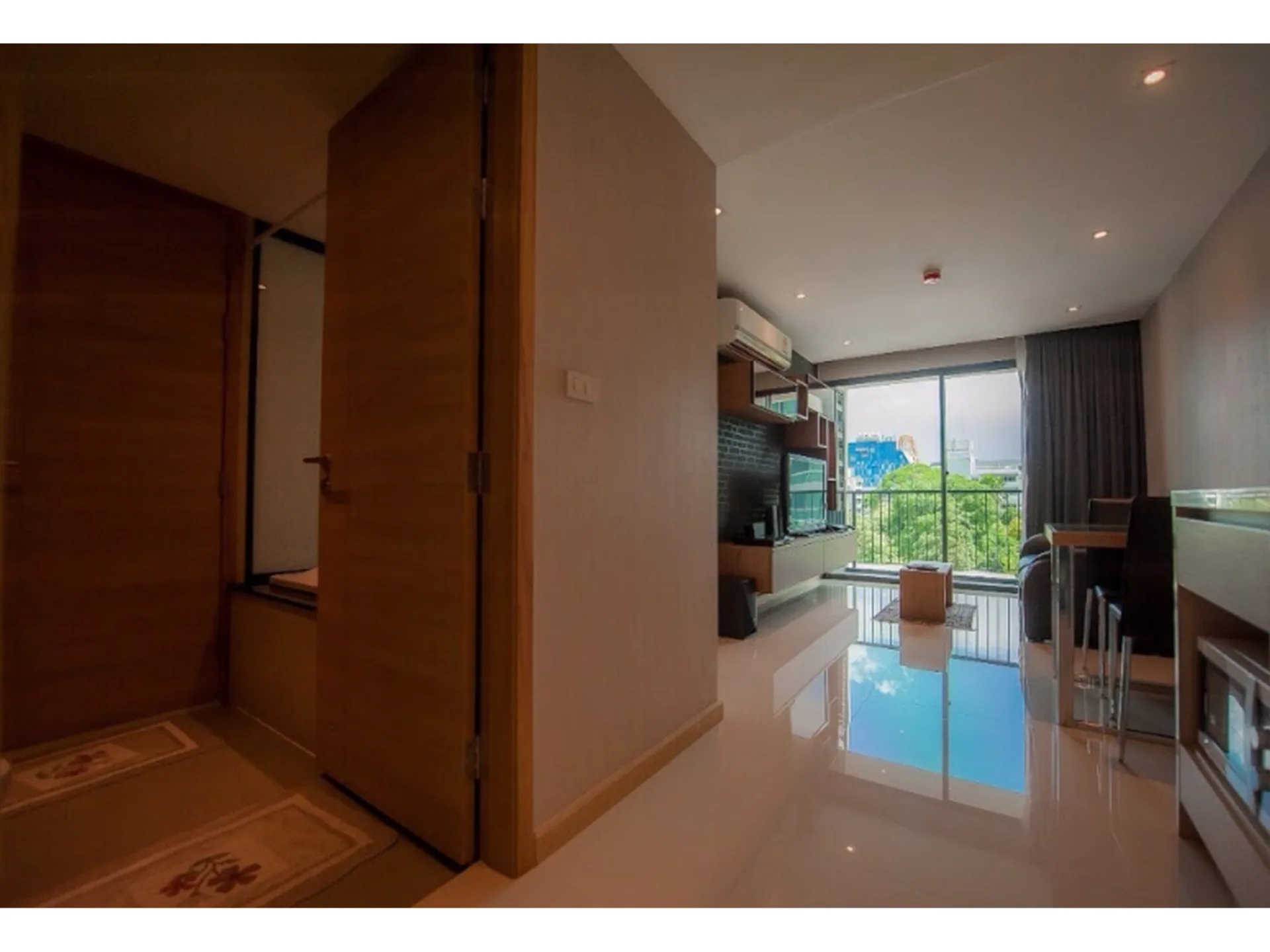 Property photos for SOCIO Reference 61