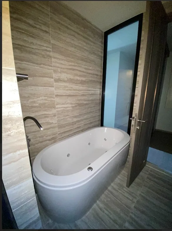 Property photos for Celes Asoke