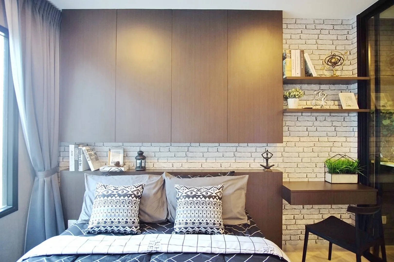 Property photos for Life Asoke