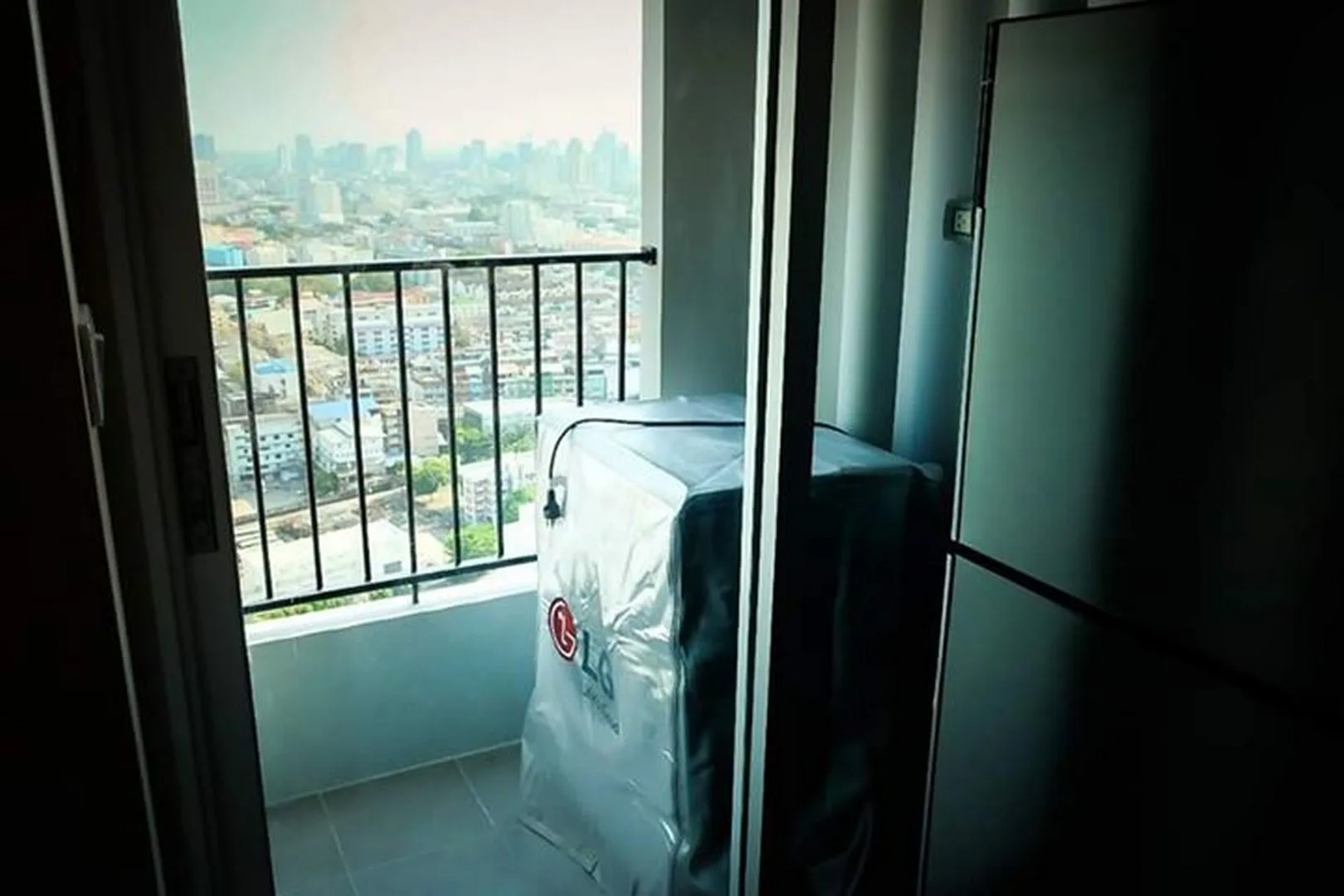 Property photos for Plum Condo Ramkhamhaeng Station