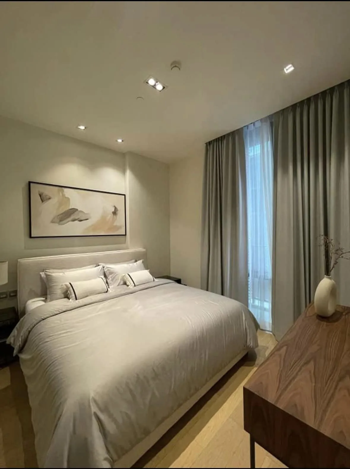 Property photos for 28 Chidlom