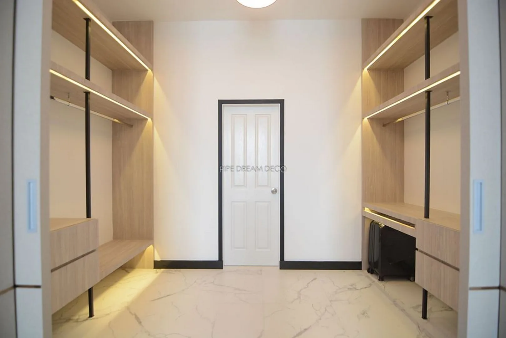 Property photos for Belle Grand Rama 9