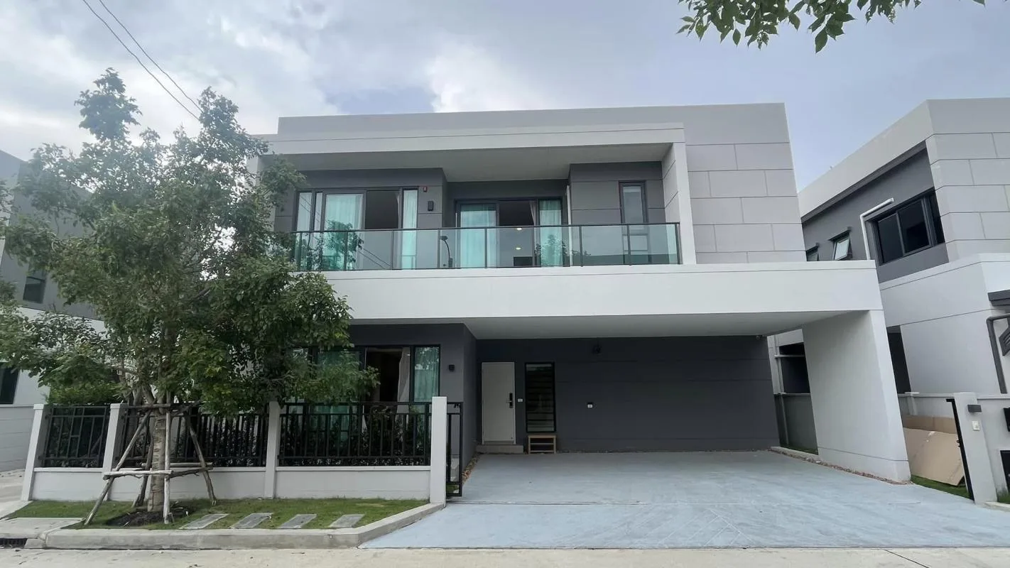Property photos for Centro Bangna - Km.7