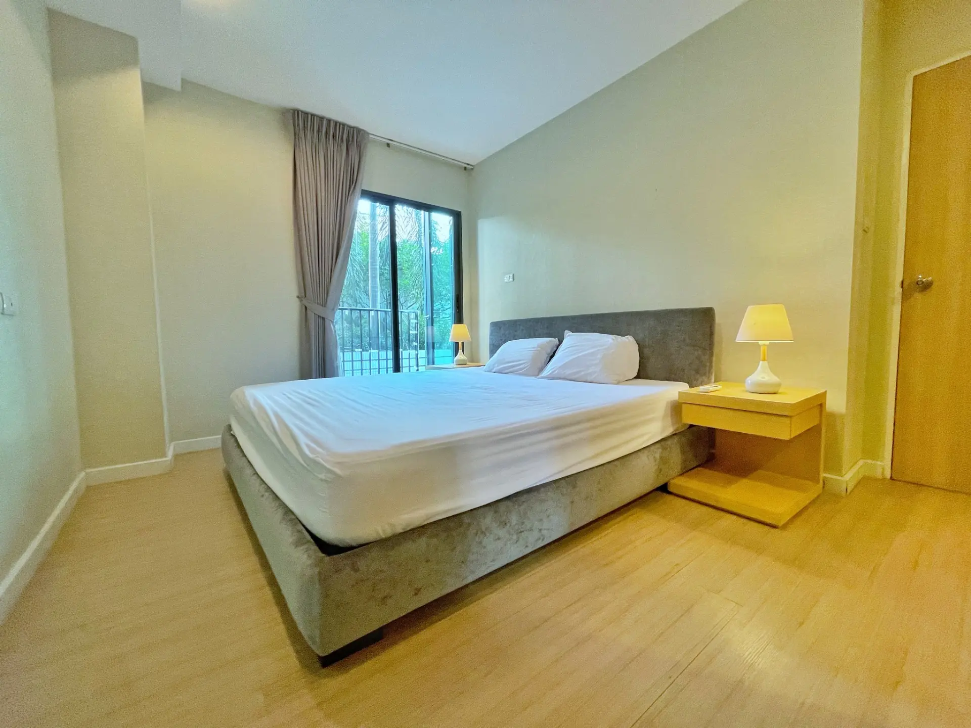 Property photos for D 25 Thonglor