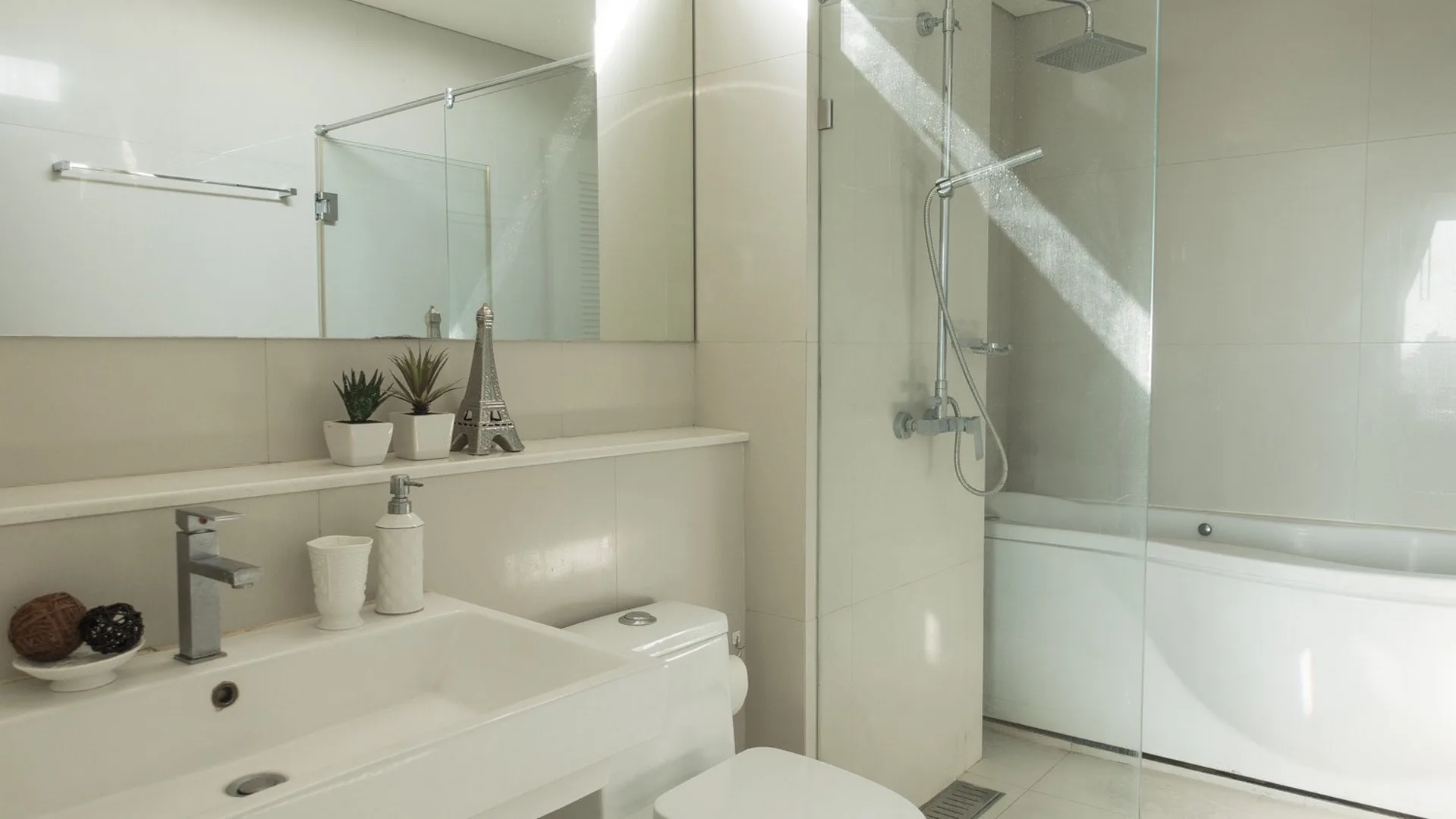 Property photos for Ivy Thonglor