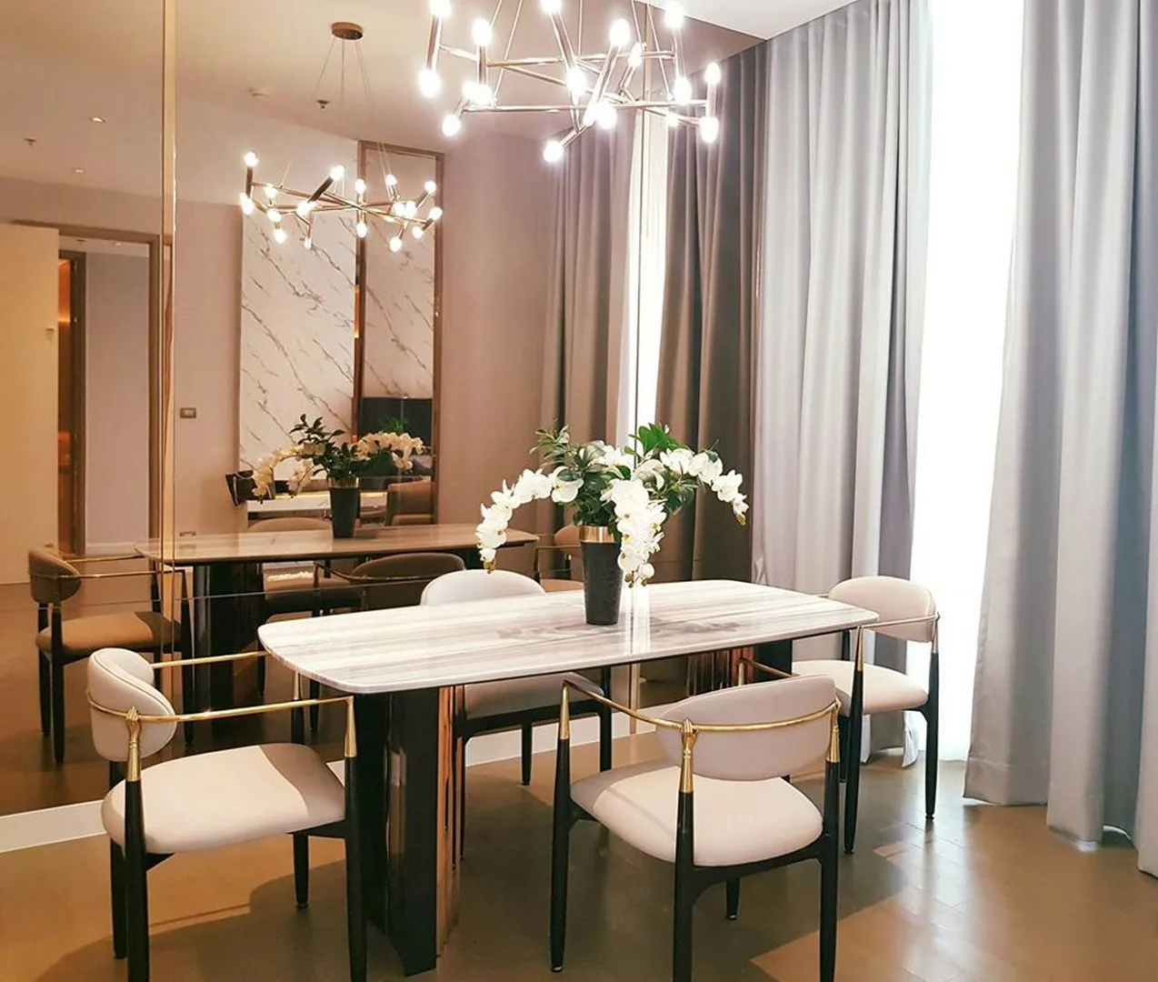 Property photos for Magnolias Ratchadamri Boulevard