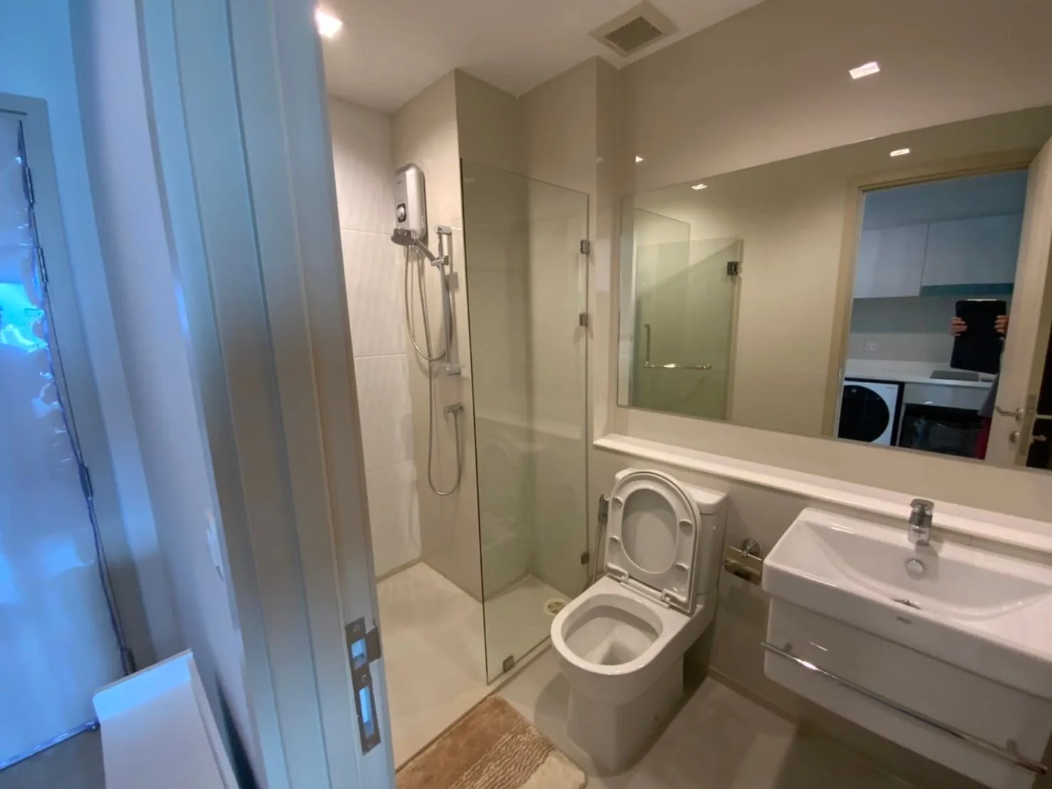 Property photos for Life One Wireless