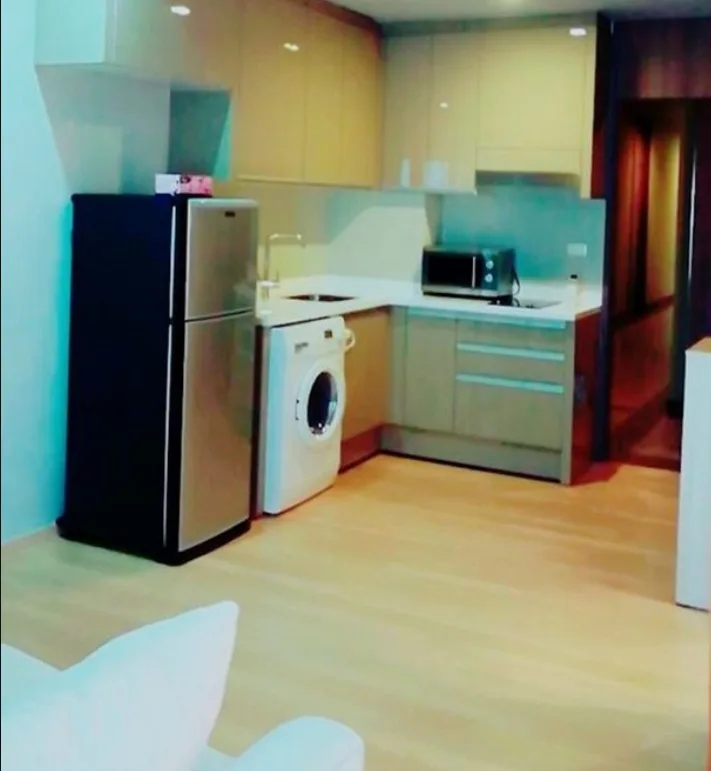 Property photos for Noble Refine