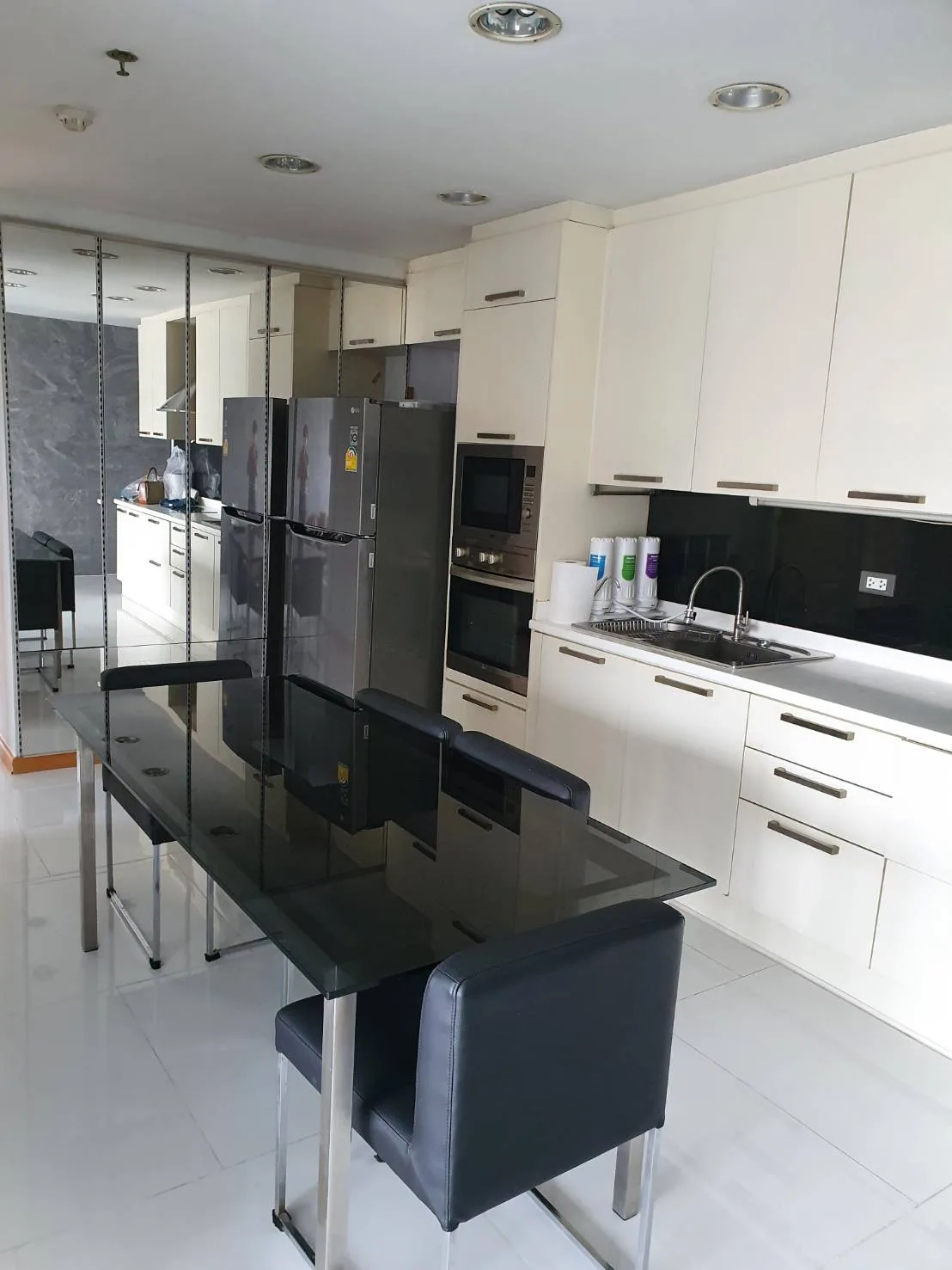 Property photos for The Waterford Diamond