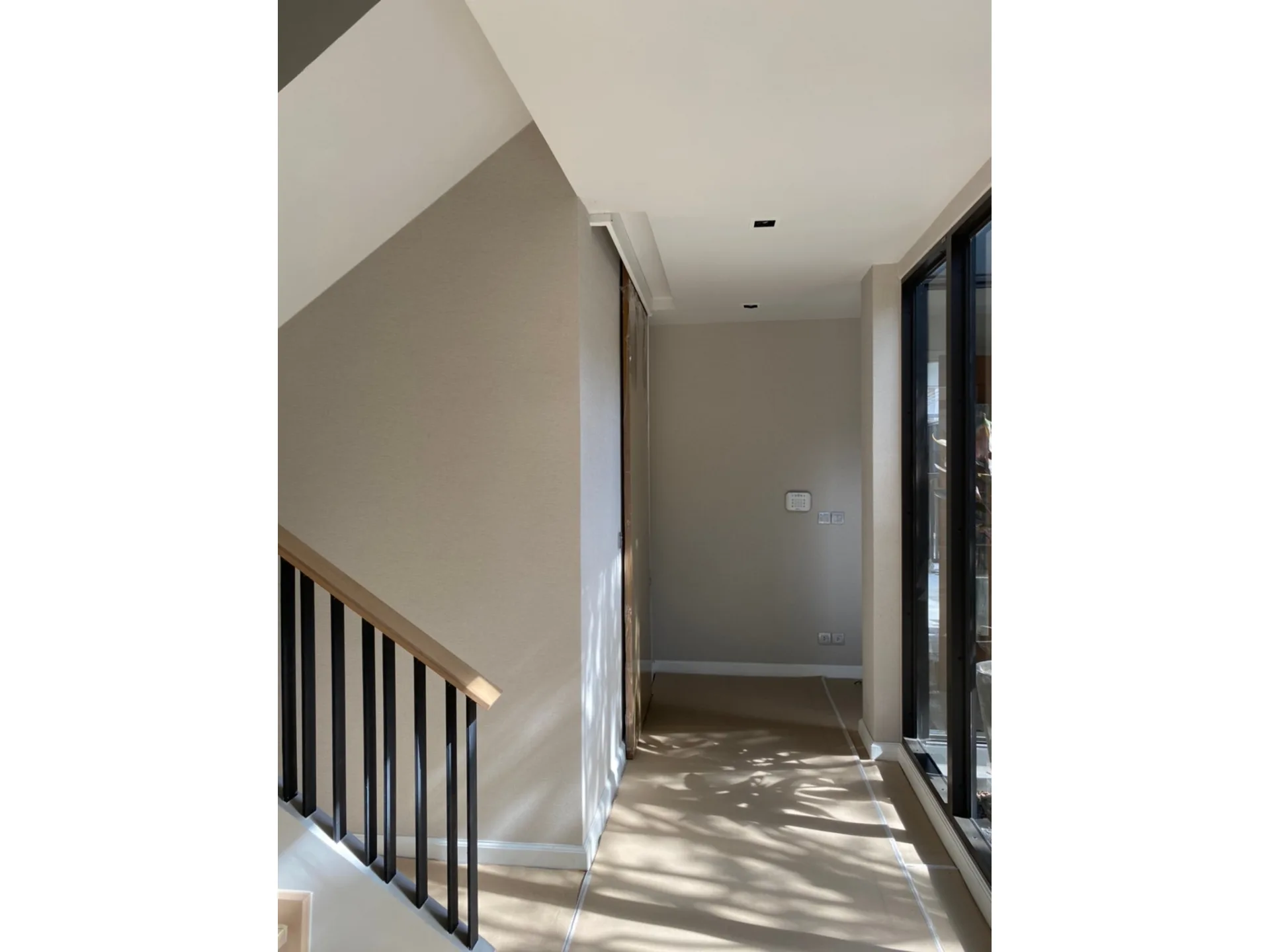 Property photos for Arna Ekamai