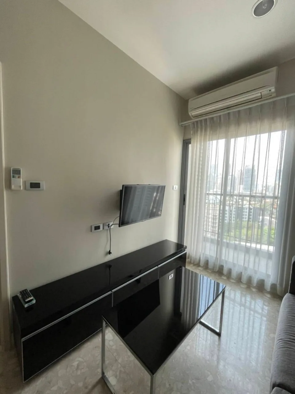Property photos for The Crest Sukhumvit 34