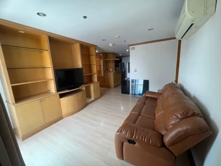 Property photos for Silom Suite