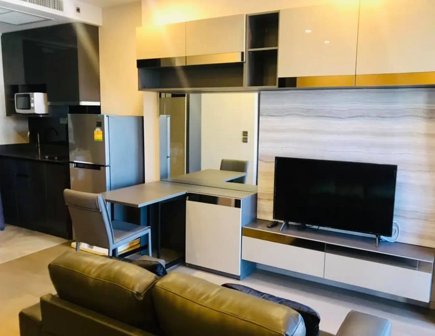 Property photos for Ashton Asoke