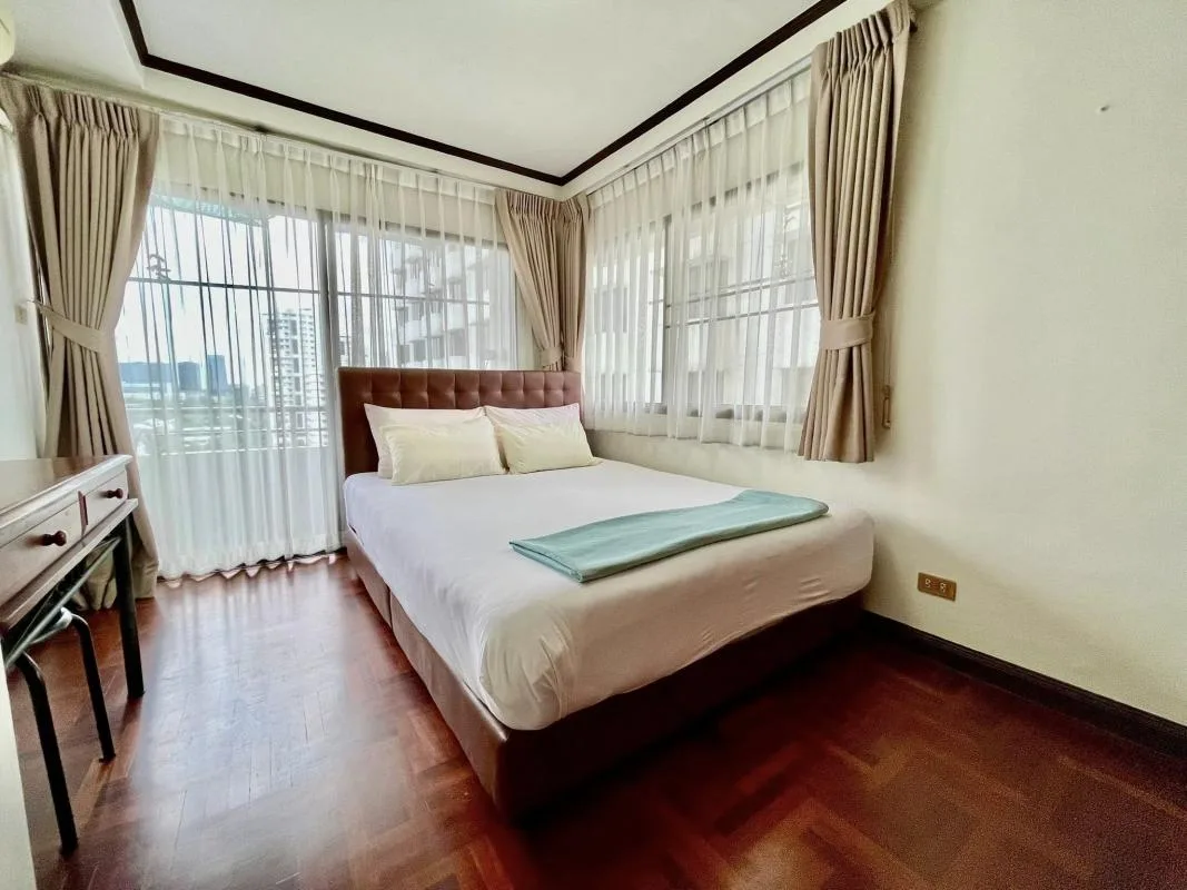 Property photos for Saranjai Mansion