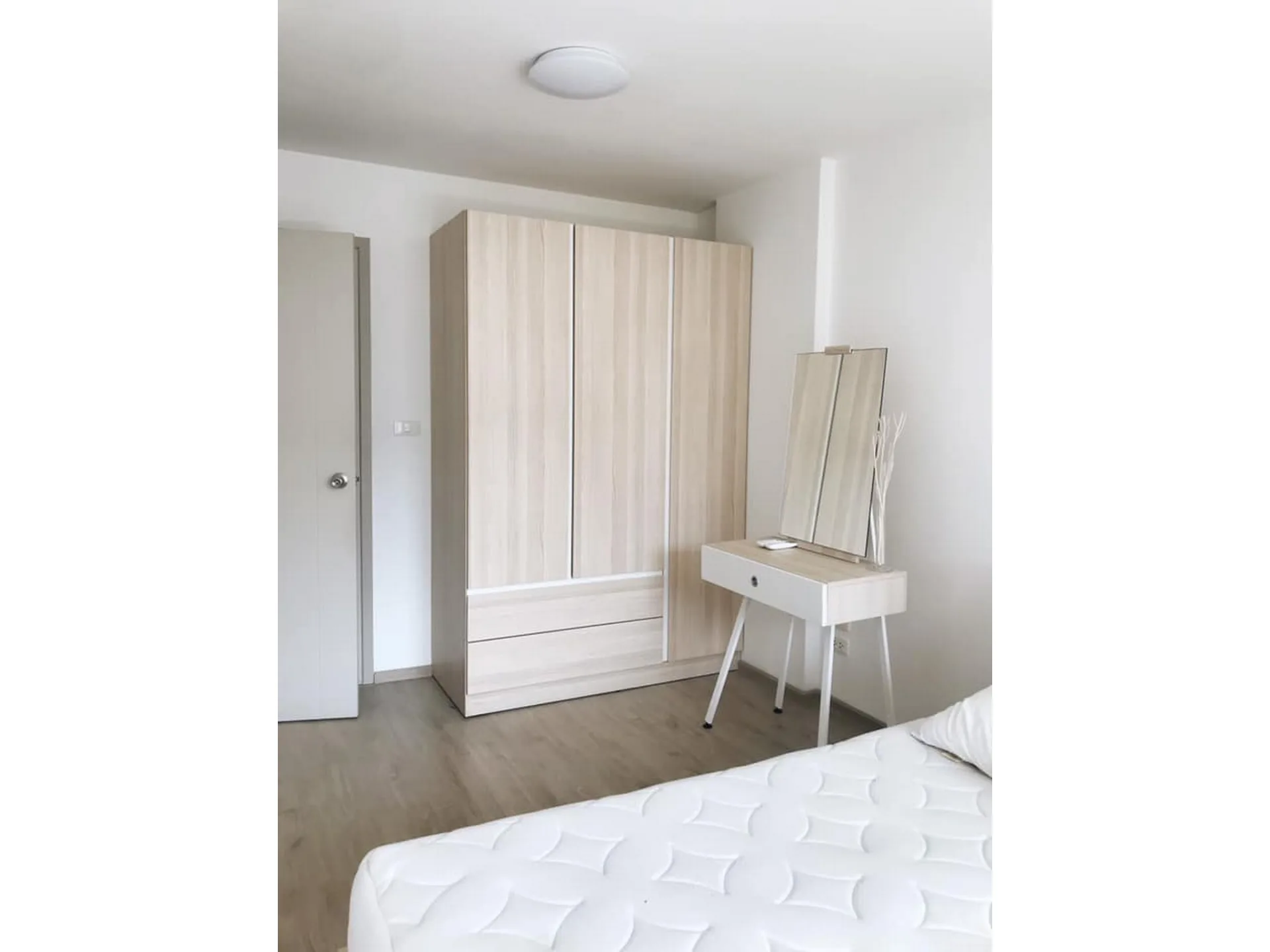 Property photos for Elio Del Ray
