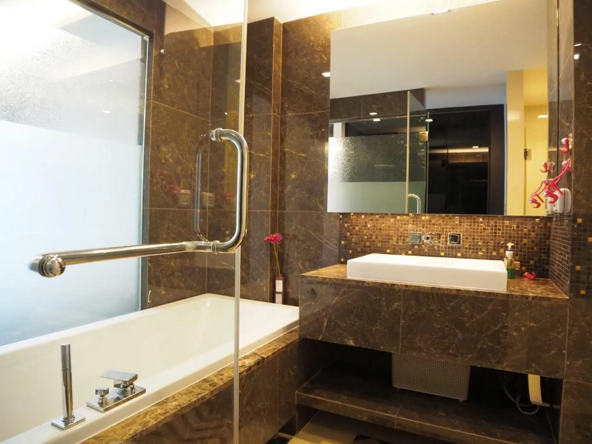 Property photos for The Address Sukhumvit 61