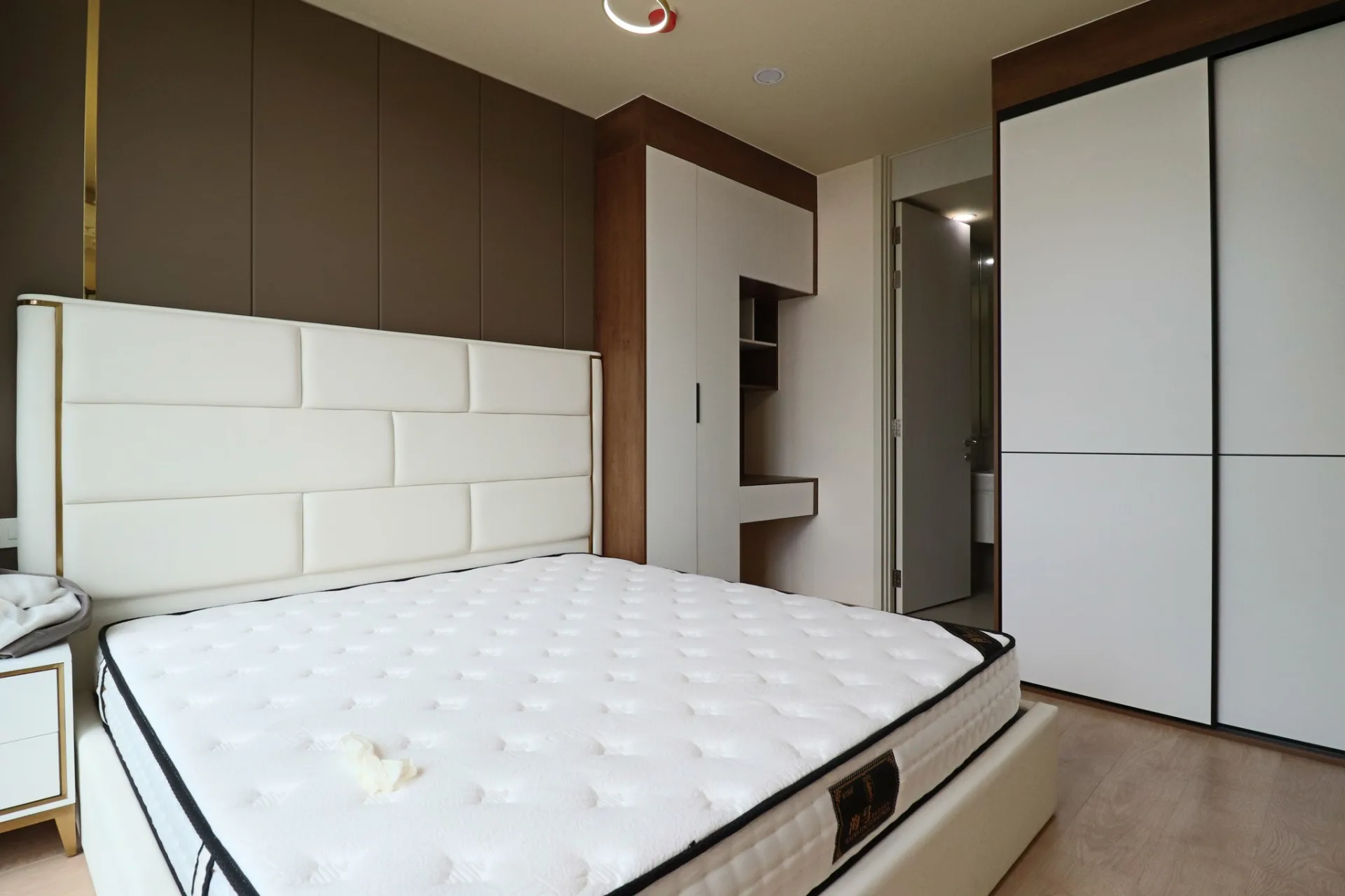 Property photos for Noble Recole