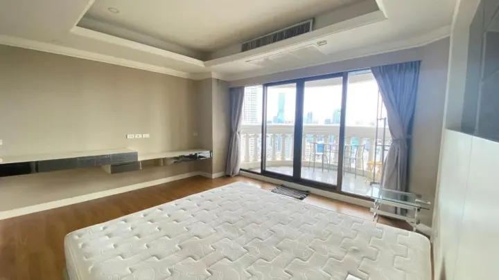 Property photos for State Tower