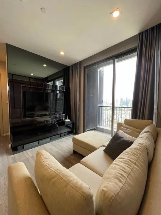 Property photos for The Room Sathorn - St.Louis