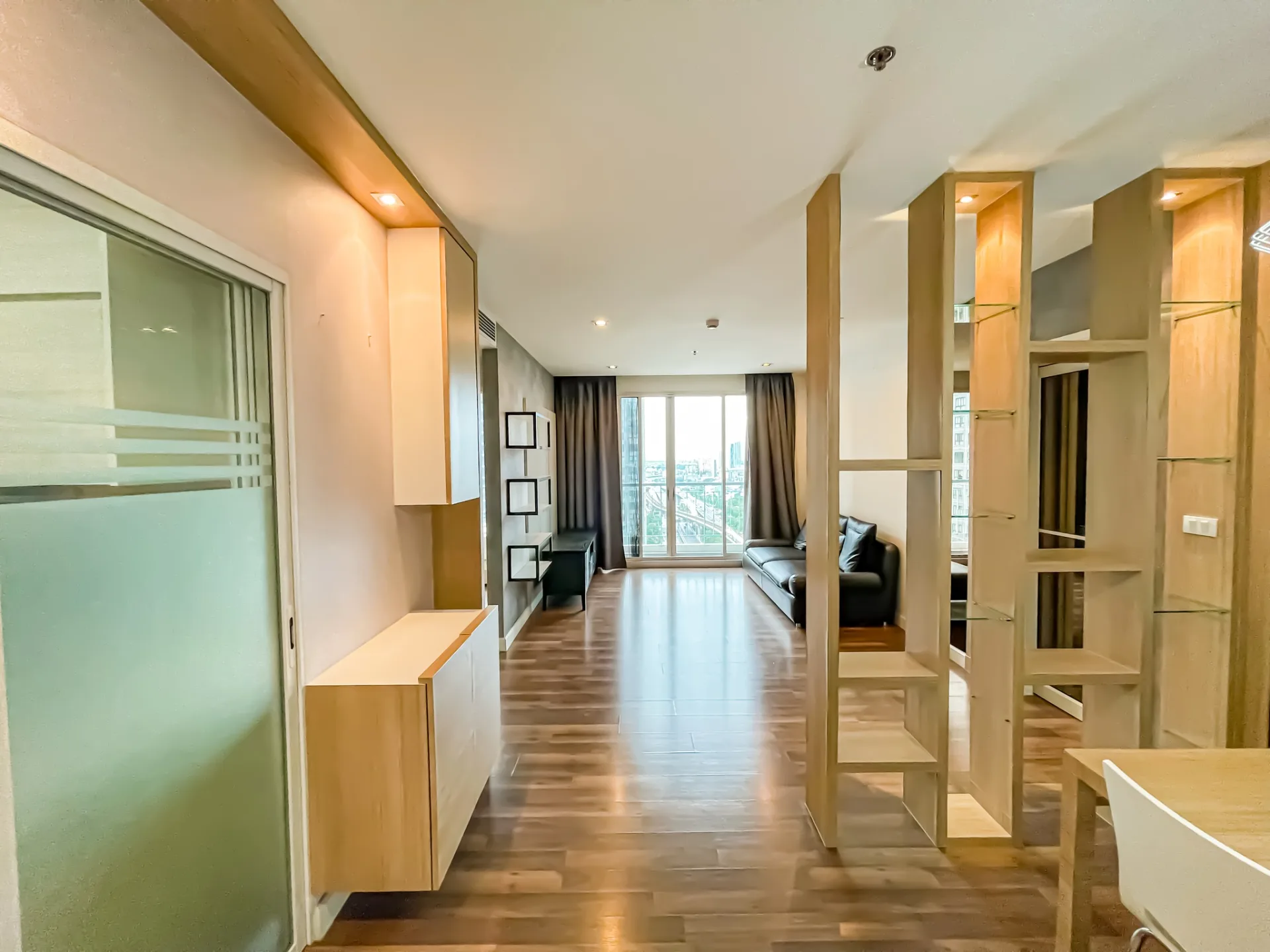Property photos for The Room Sathorn - Taksin