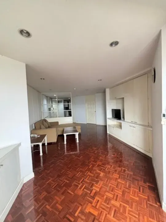 Property photos for Tai Ping Towers