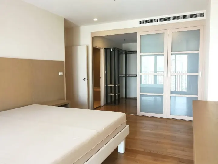 Property photos for Noble Remix