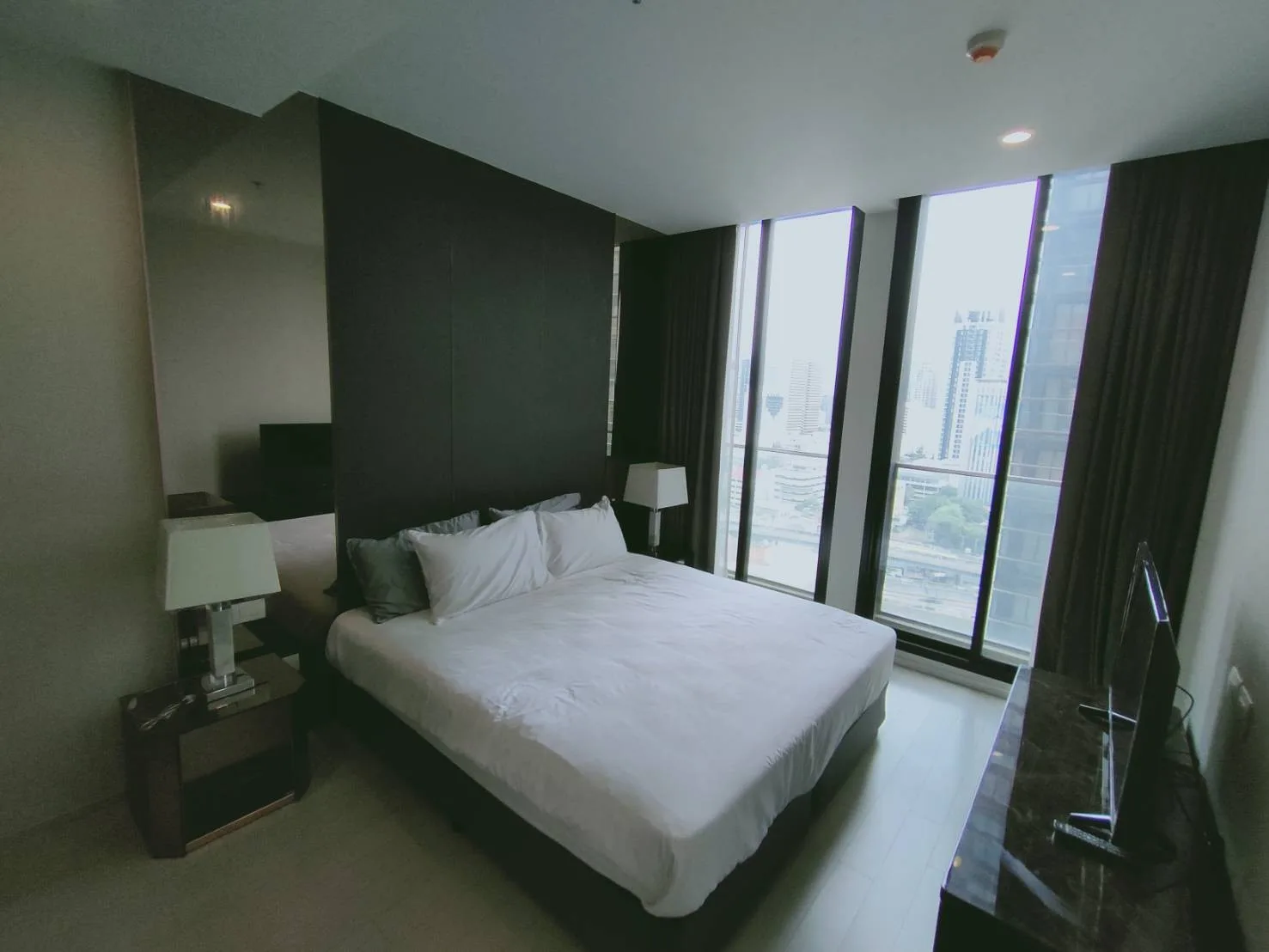 Property photos for Noble Ploenchit
