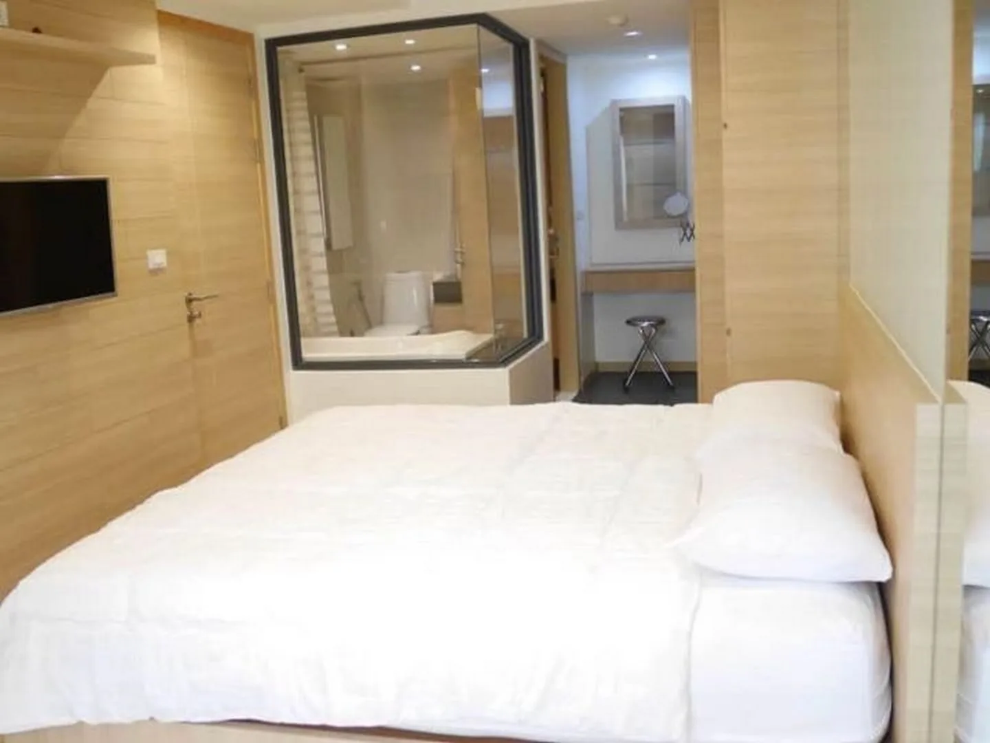 Property photos for SOCIO Reference 61