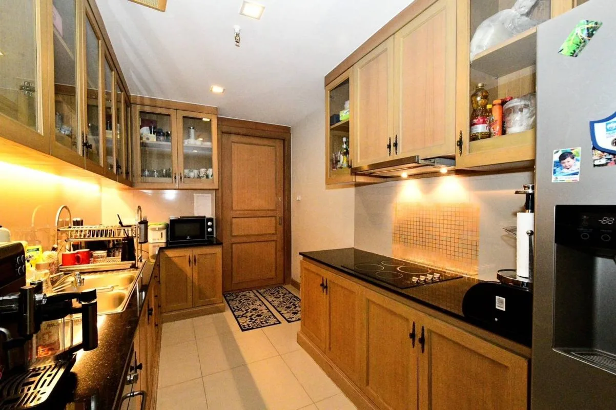 Property photos for Sathorn Gardens