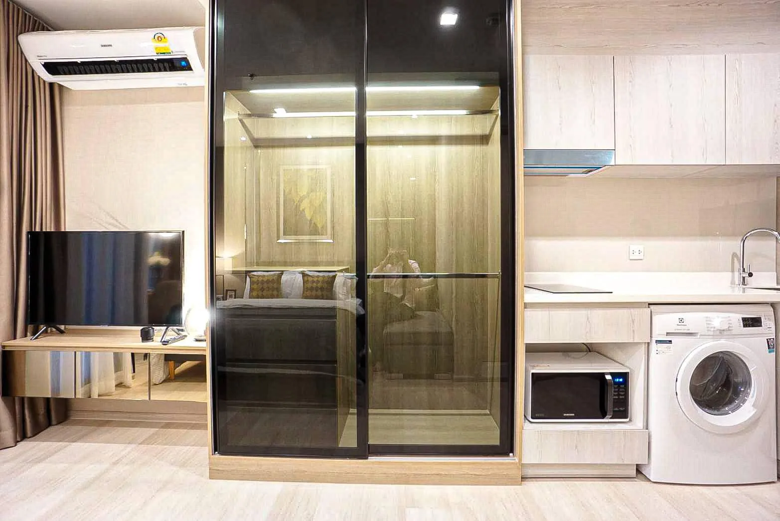 Property photos for Life One Wireless