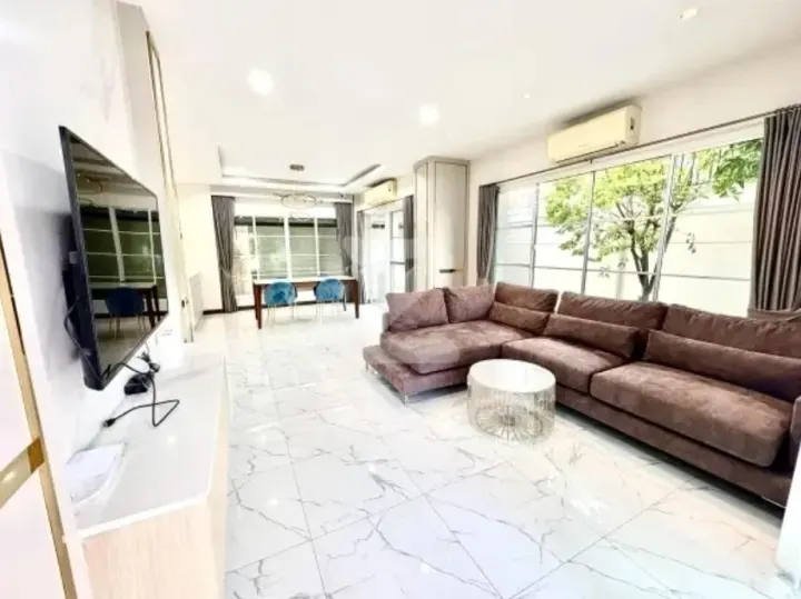 Property photos for Nantawan Sathorn-ratchaphruk