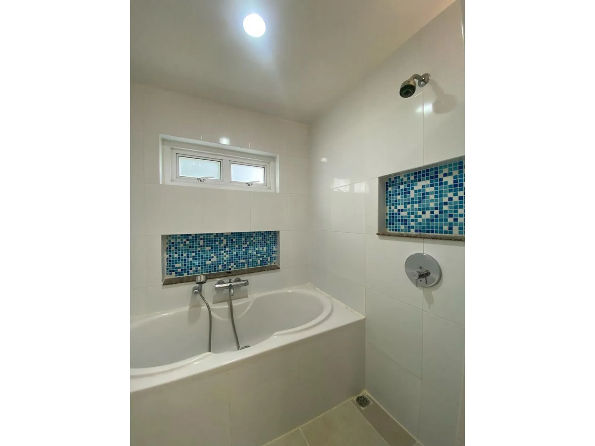 Property photos for Residence 52