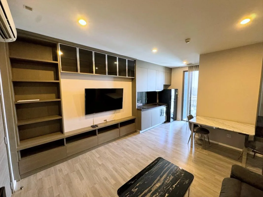 Property photos for The Room Sukhumvit 69