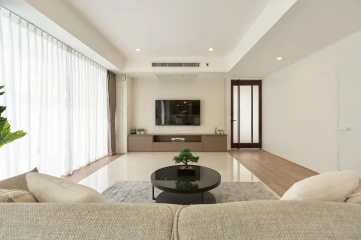 Property photos for Courtyard Villa Rama 9-wongwaen