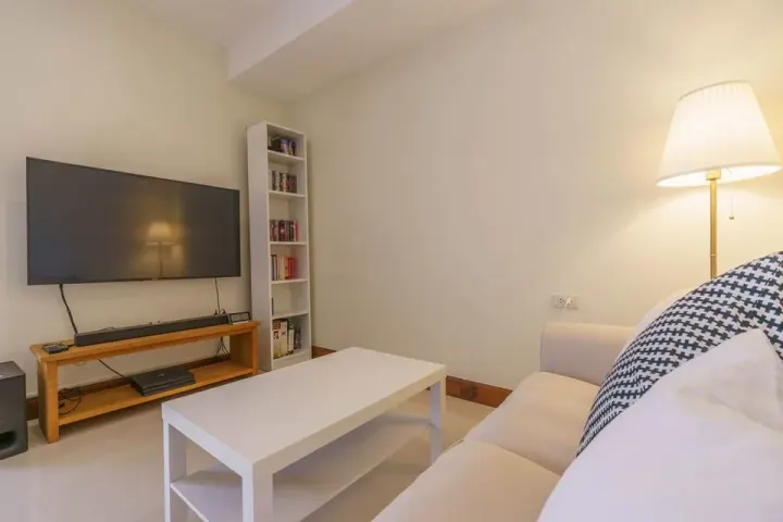 Property photos for 39 Suites