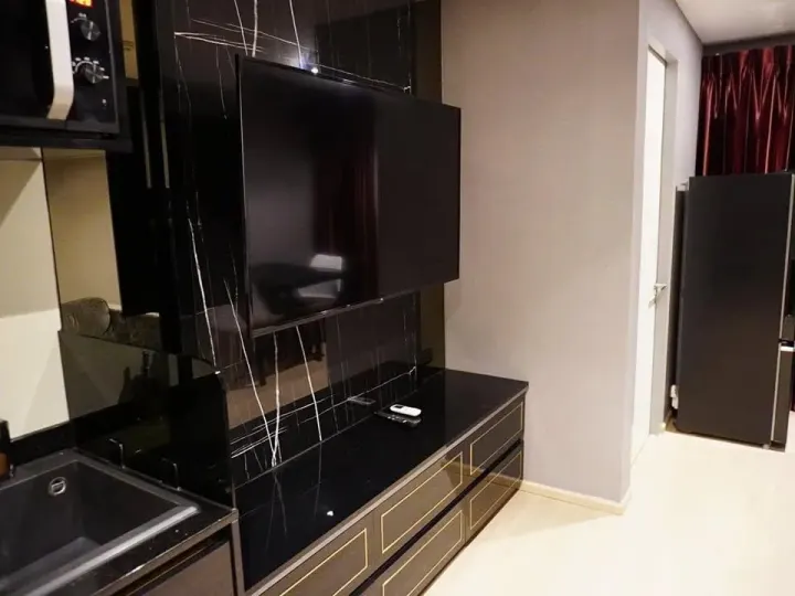 Property photos for The Clover Thonglor