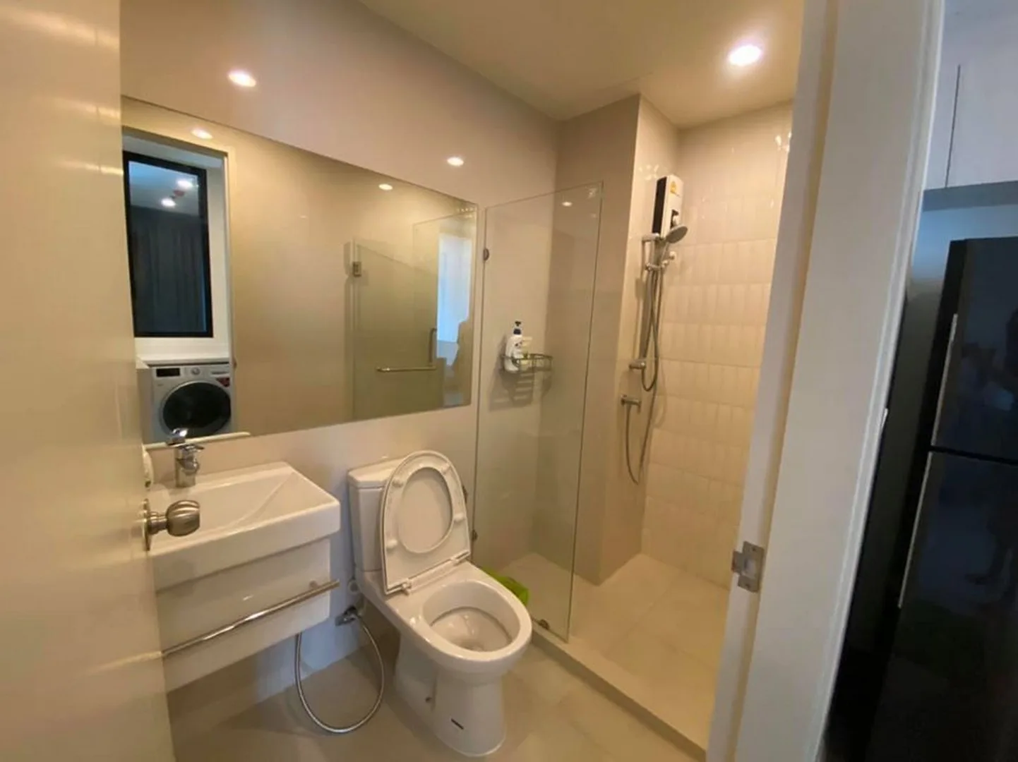 Property photos for Life Asoke