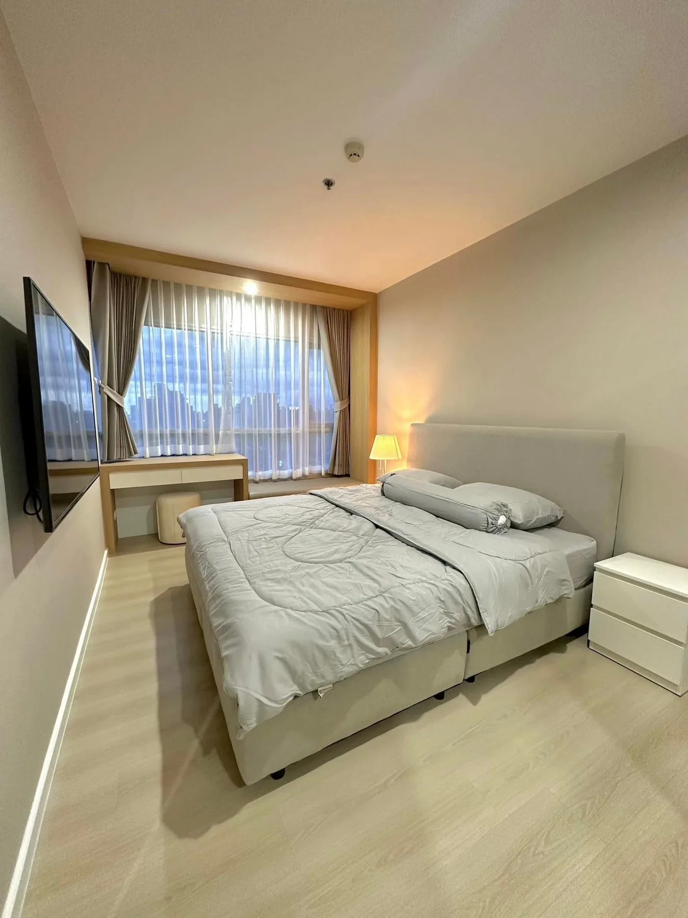 Property photos for Life Ratchadapisek