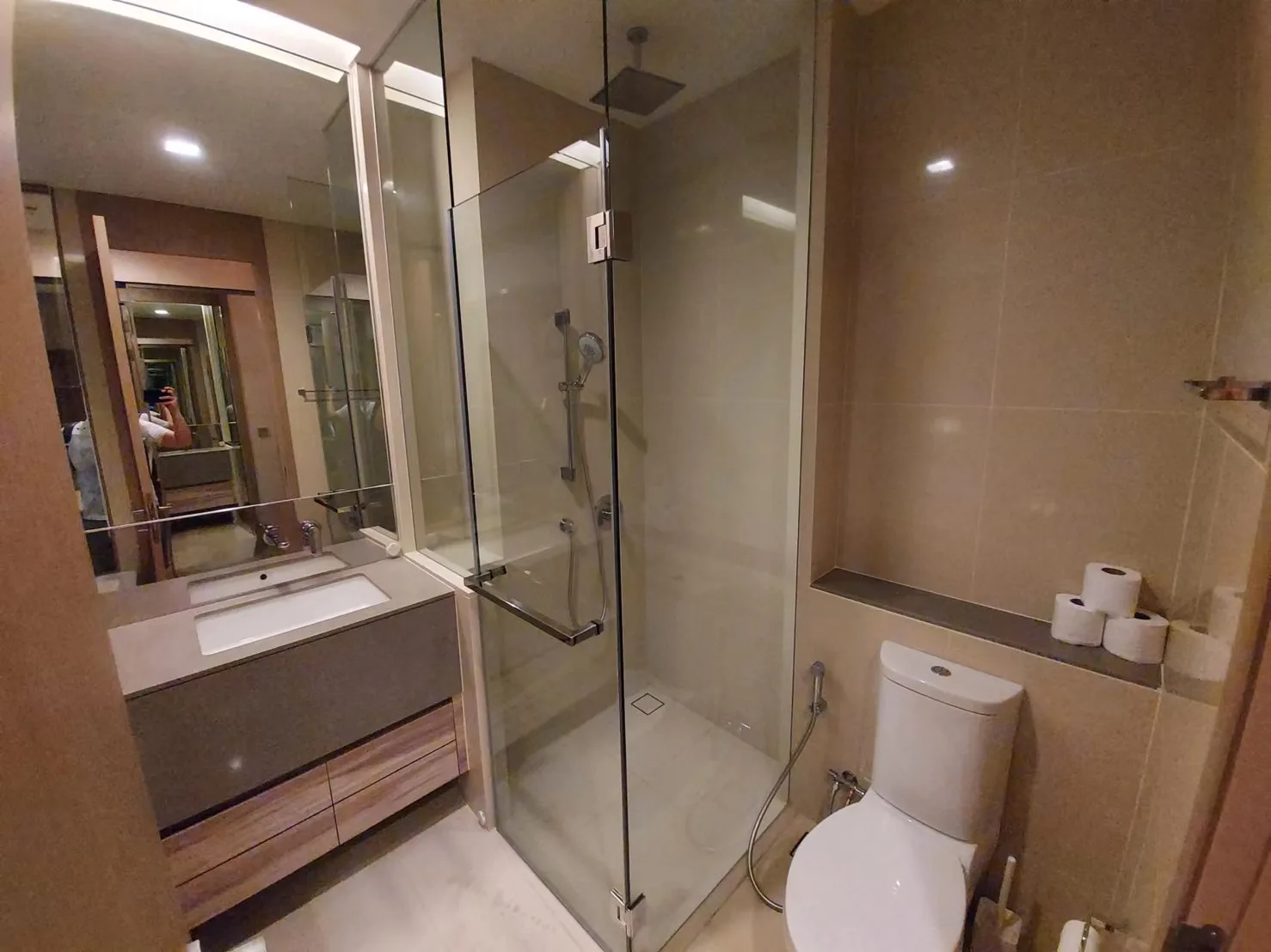 Property photos for The Esse Asoke