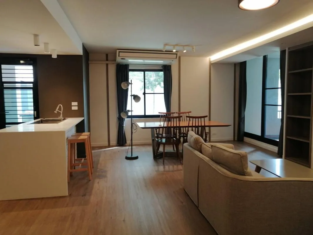 Property photos for Lily House