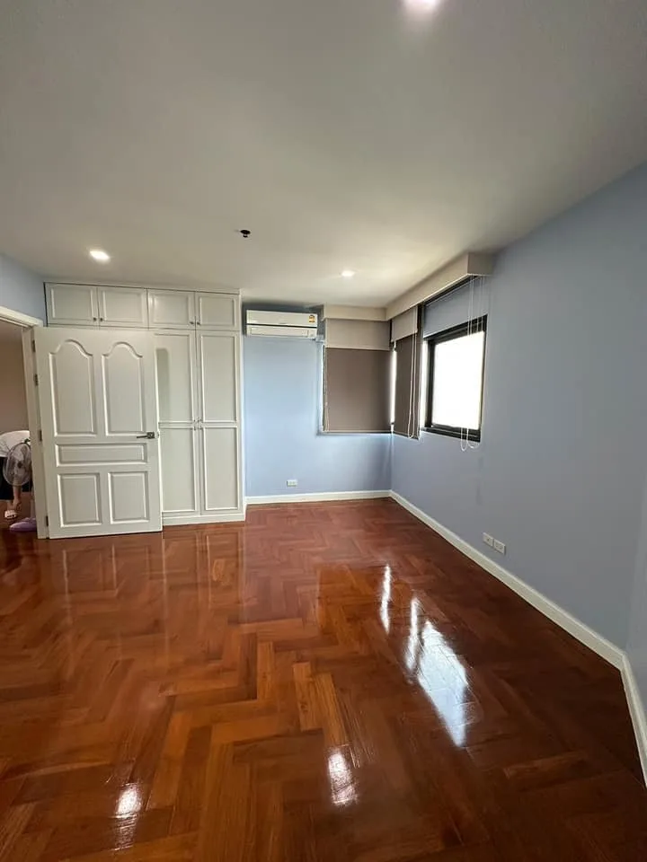 Property photos for Sathorn Gardens