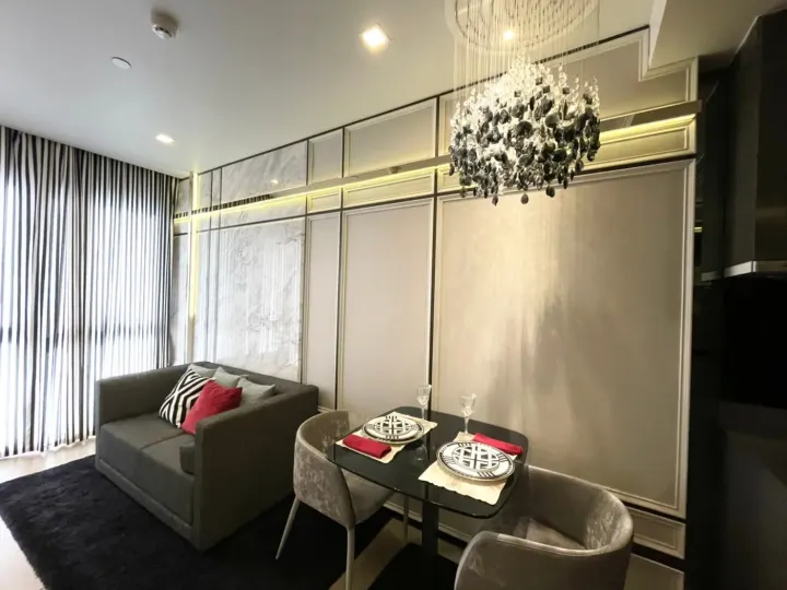 Property photos for Ashton Asoke