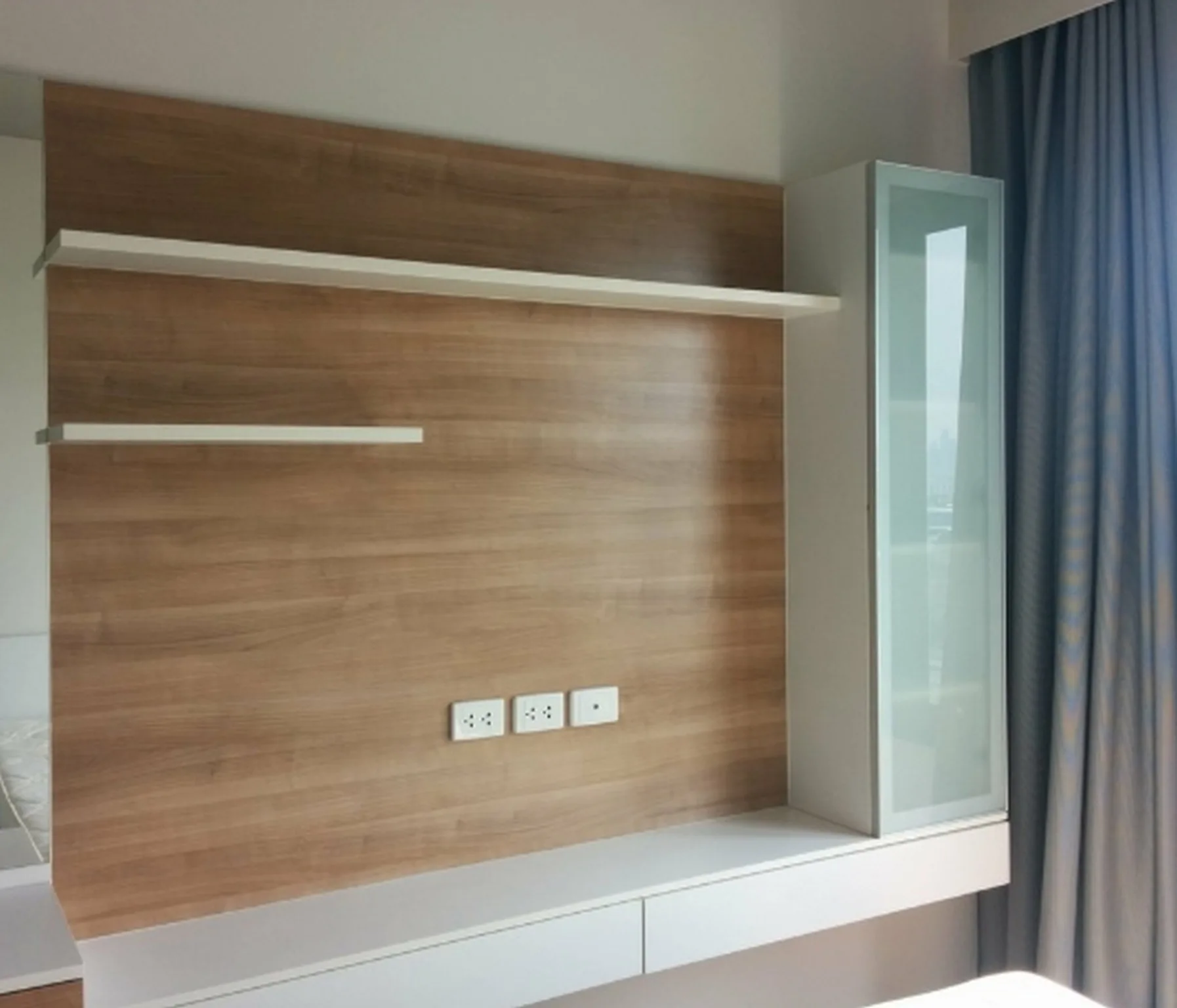 Property photos for Blocs 77
