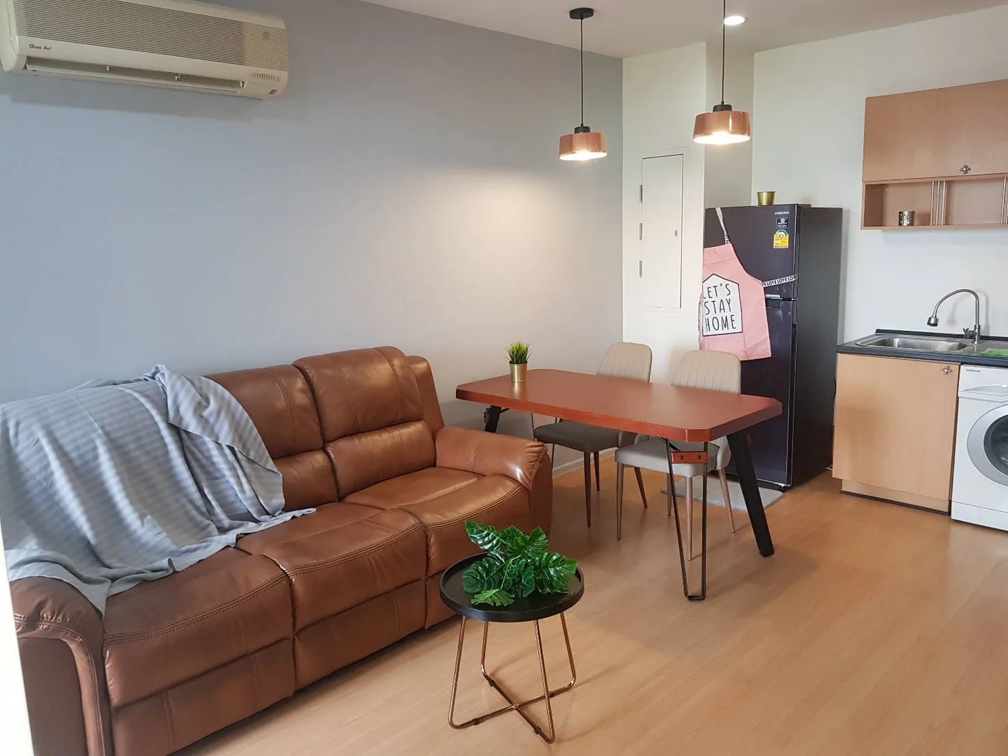Property photos for Vista Garden