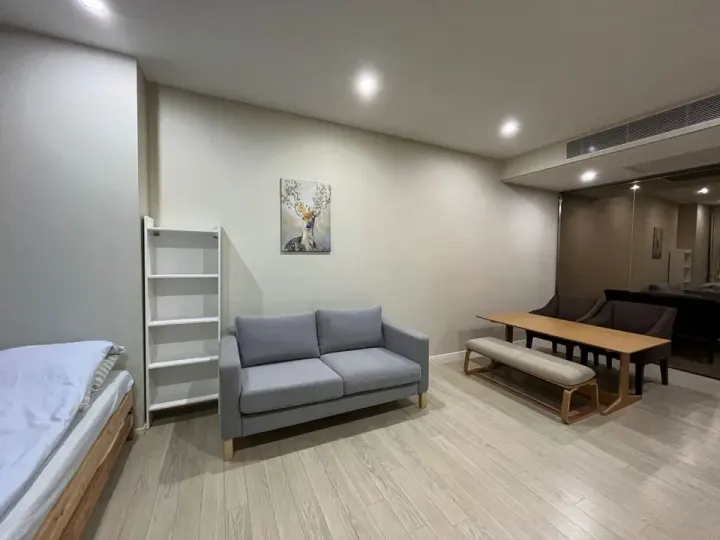 Property photos for The Room Sukhumvit 21